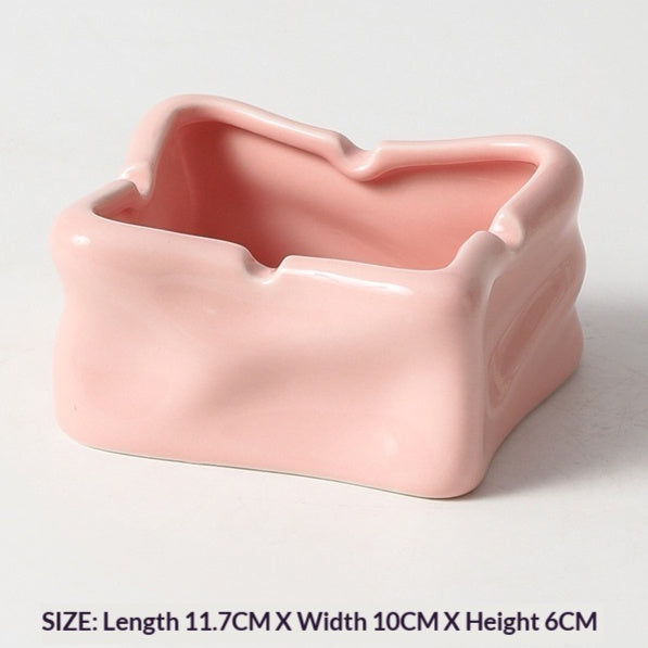 A High-end Sophisticated And Modern Ashtray For Home Decor