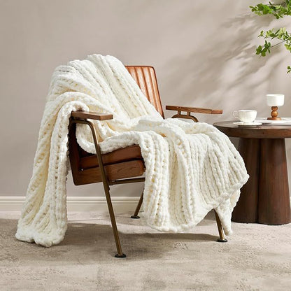 Chenille Hand-Knitted Chunky Yarn Blanket For Home Decor